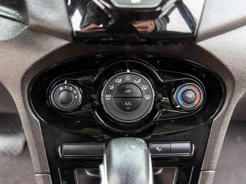 Used 2019 Ford Fiesta SE w/ Equipment Group 201A image 23