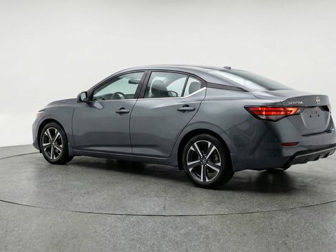 Used 2025 Nissan Sentra SV FWD image 6