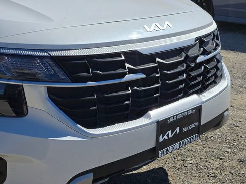 Used 2026 Kia Seltos LX AWD/4WD image 5