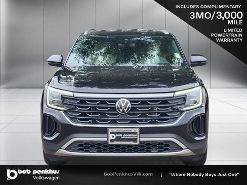 Used 2024 Volkswagen Atlas Cross Sport SE AWD/4WD image 21