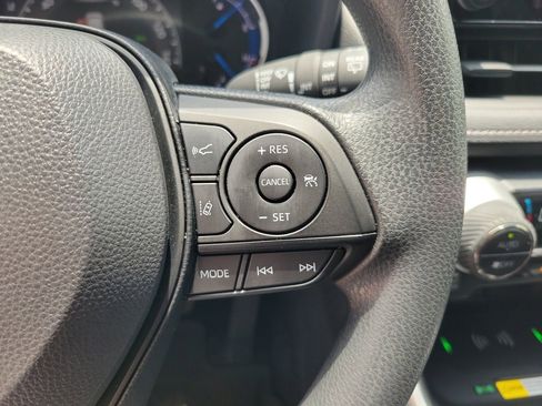 Used 2025 Toyota RAV4 XLE w/ Convenience Package AWD/4WD image 22
