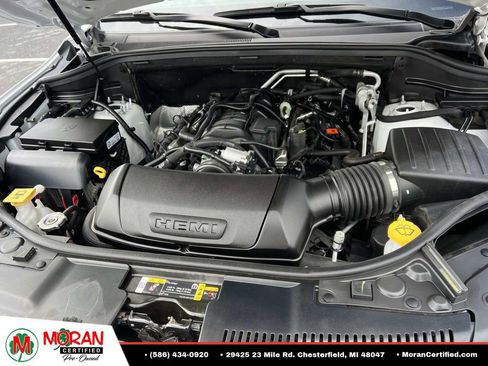 Used 2024 Dodge Durango R/T w/ Tow 'N Go Group AWD/4WD image 10