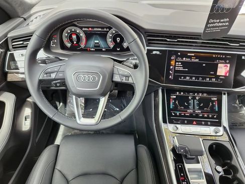 New 2026 Audi Q8 Prestige image 25