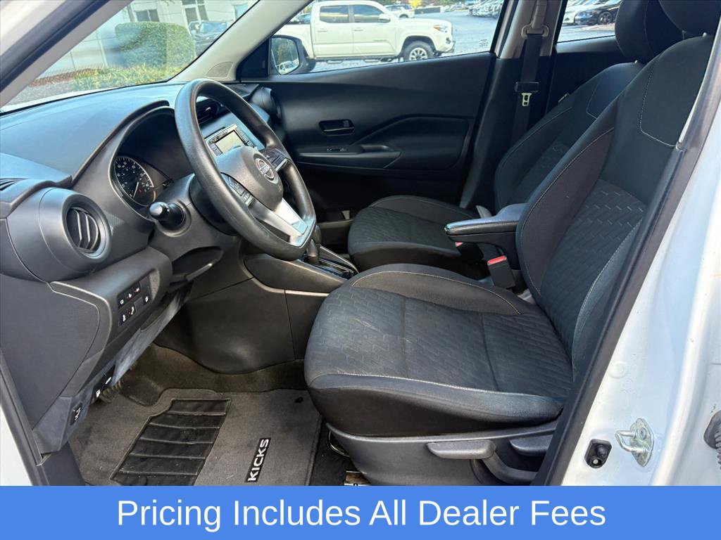 Used 2022 Nissan Kicks S w/ Interior Electronics Package FWD image 16