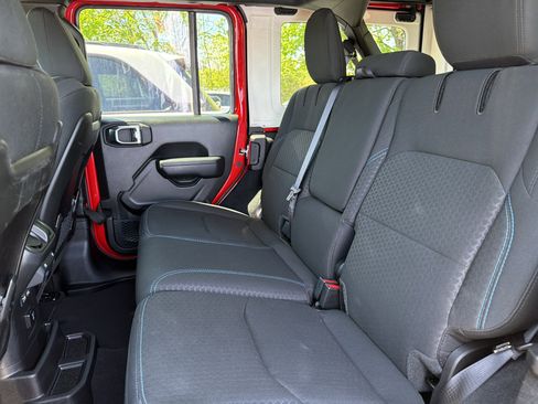 Certified 2025 Jeep Wrangler Unlimited Rubicon 4xe w/ Safety Group AWD/4WD image 14