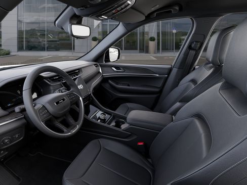 New 2025 Jeep Grand Cherokee L Limited image 22