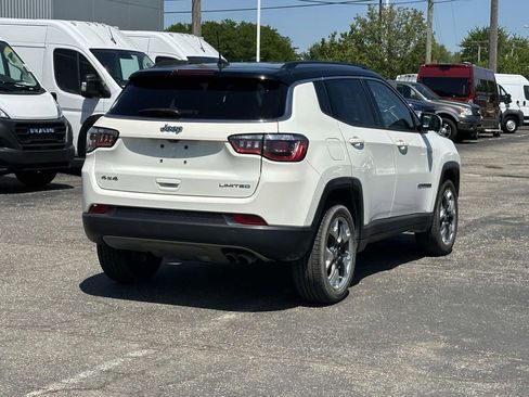 Used 2018 Jeep Compass Limited AWD/4WD image 4