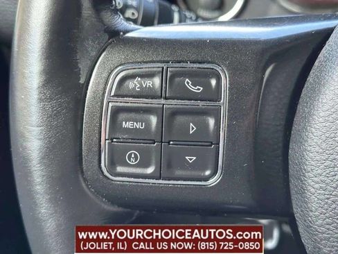 Used 2017 Jeep Wrangler Rubicon image 9