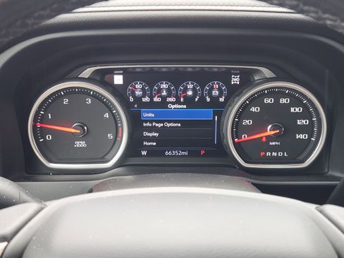 Used 2022 Chevrolet Silverado 2500 High Country w/ Z71 Off-Road Package image 11