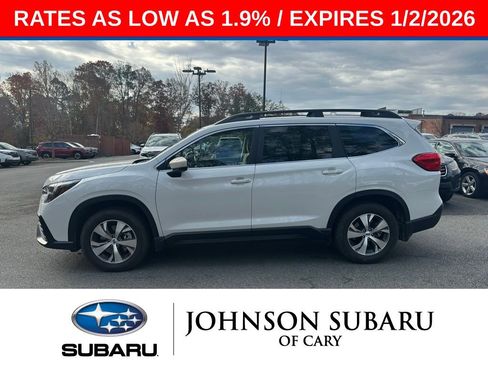 Certified 2025 Subaru Ascent Premium w/ Premium Package image 5