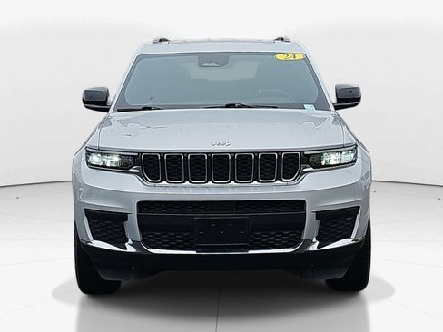 Used 2024 Jeep Grand Cherokee L Laredo w/ Trailer Tow Package image 2