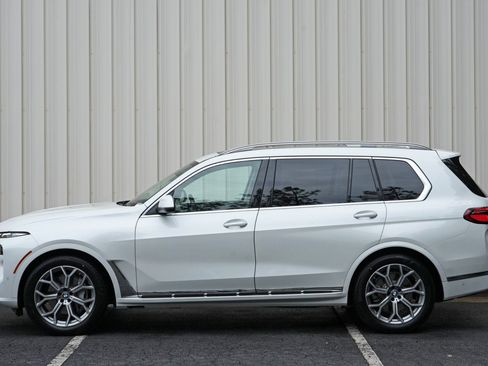 Used 2024 BMW X7 xDrive40i AWD/4WD image 59