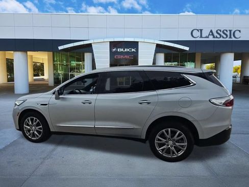 Used 2022 Buick Enclave Premium FWD image 5