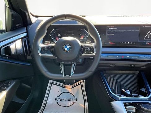 Used 2025 BMW X3 xDrive30i w/ Premium Package image 8