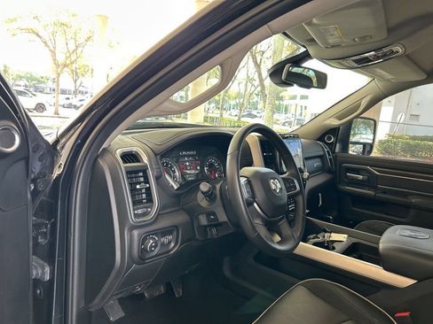 Used 2023 RAM 2500 Laramie AWD/4WD image 7