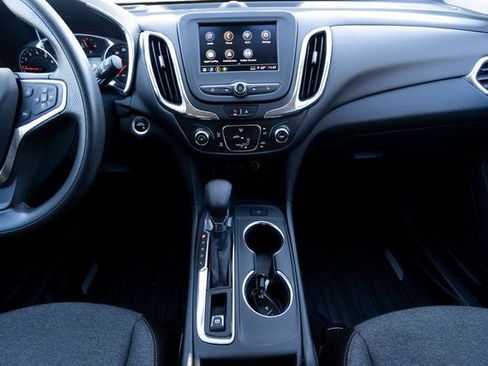 Used 2023 Chevrolet Equinox LT w/ LPO, Floor Liner Package image 15