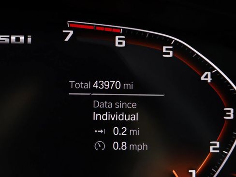 Used 2020 BMW M550i xDrive w/ Premium Package image 43