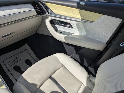 Certified 2025 MAZDA CX-90 3.3 Turbo S w/ Premium Plus image 14