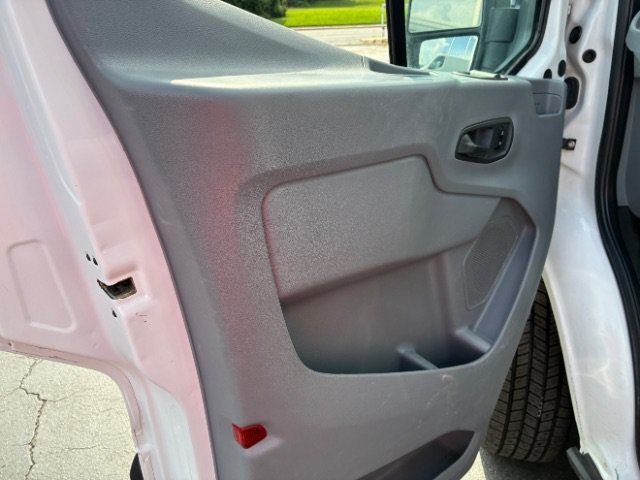 Used 2018 Ford Transit 150 XL RWD image 21
