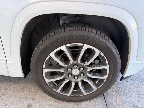 Used 2020 GMC Acadia Denali w/ LPO, Cargo Package AWD/4WD image 11