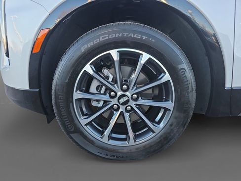 Used 2024 Cadillac XT4 Sport image 16