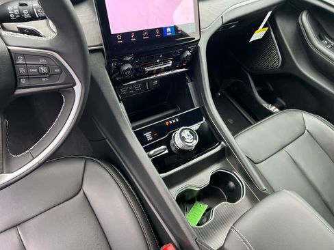 New 2025 Jeep Grand Cherokee L Limited w/ Black Appearance Package image 14