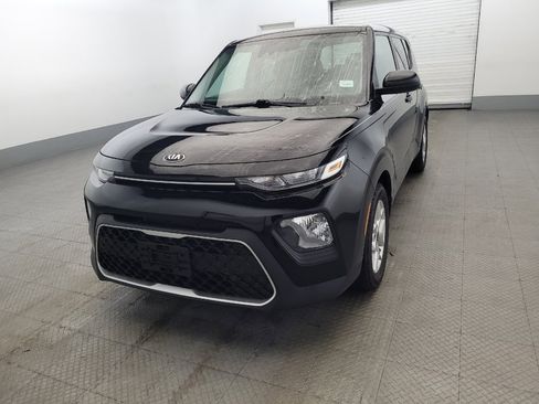 Used 2020 Kia Soul S FWD image 15