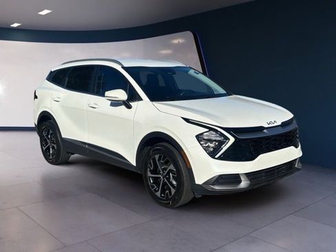 Certified 2023 Kia Sportage EX image 7