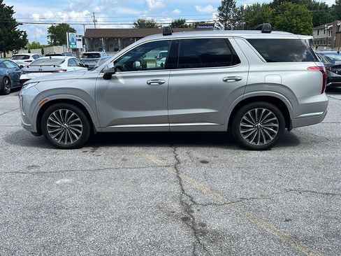 Certified 2024 Hyundai Palisade Calligraphy AWD/4WD image 2