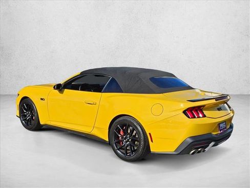 Used 2024 Ford Mustang GT Premium image 8