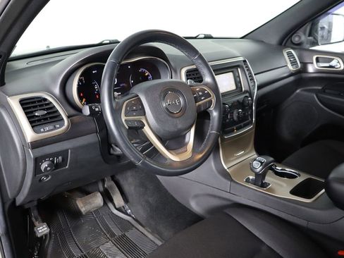 Used 2014 Jeep Grand Cherokee Laredo w/ Quick Order Package 23E AWD/4WD image 24