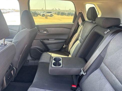 Certified 2025 Nissan Rogue SV FWD image 36