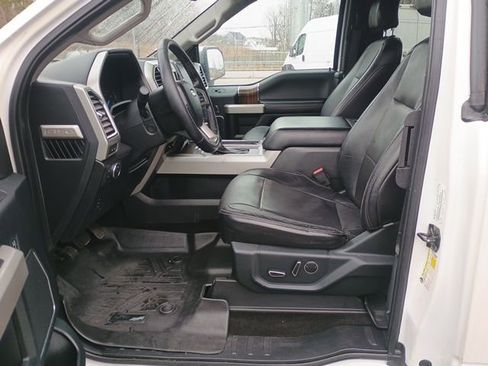 Used 2015 Ford F150 Lariat w/ Equipment Group 502A Luxury image 23