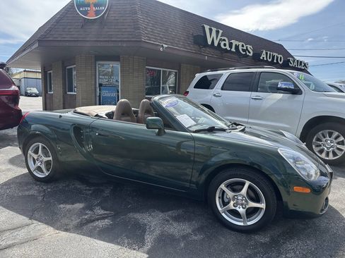 Used 2003 Toyota MR2 RWD image 1