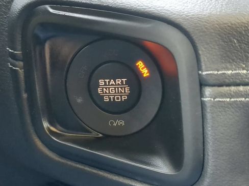 Used 2024 Jeep Wrangler Unlimited Rubicon 4xe AWD/4WD image 19