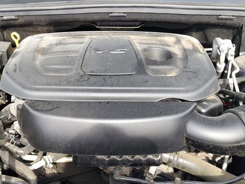 Used 2019 Jeep Grand Cherokee Overland image 16