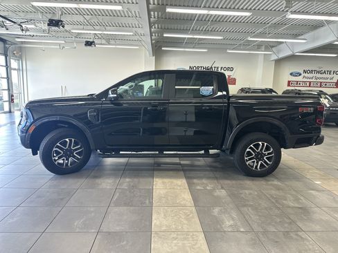 Used 2024 Ford Ranger Lariat w/ FX4 Off-Road Package image 16