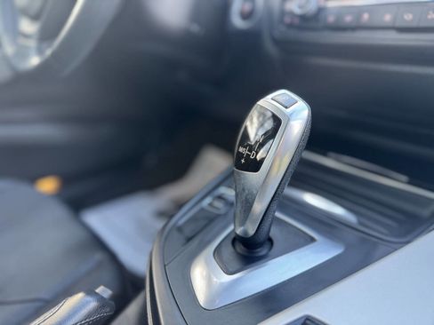 Used 2014 BMW 320i xDrive Sedan image 24