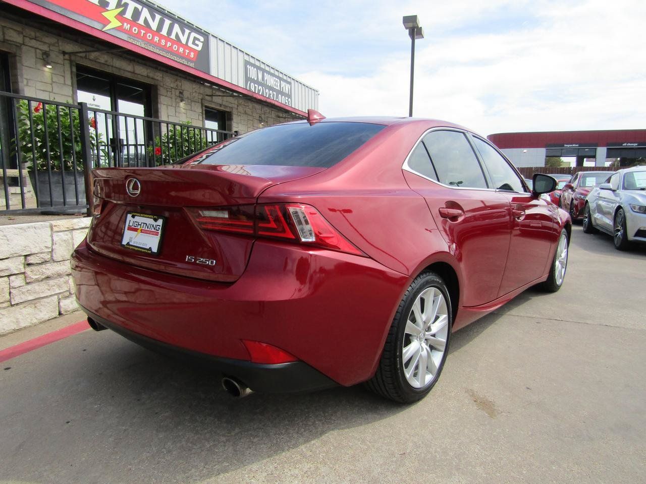 Used 2015 Lexus IS 250 RWD image 4