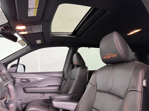 Used 2022 Honda Passport TrailSport image 22