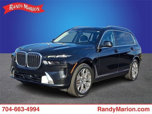 Used 2023 BMW X7 xDrive40i image 1