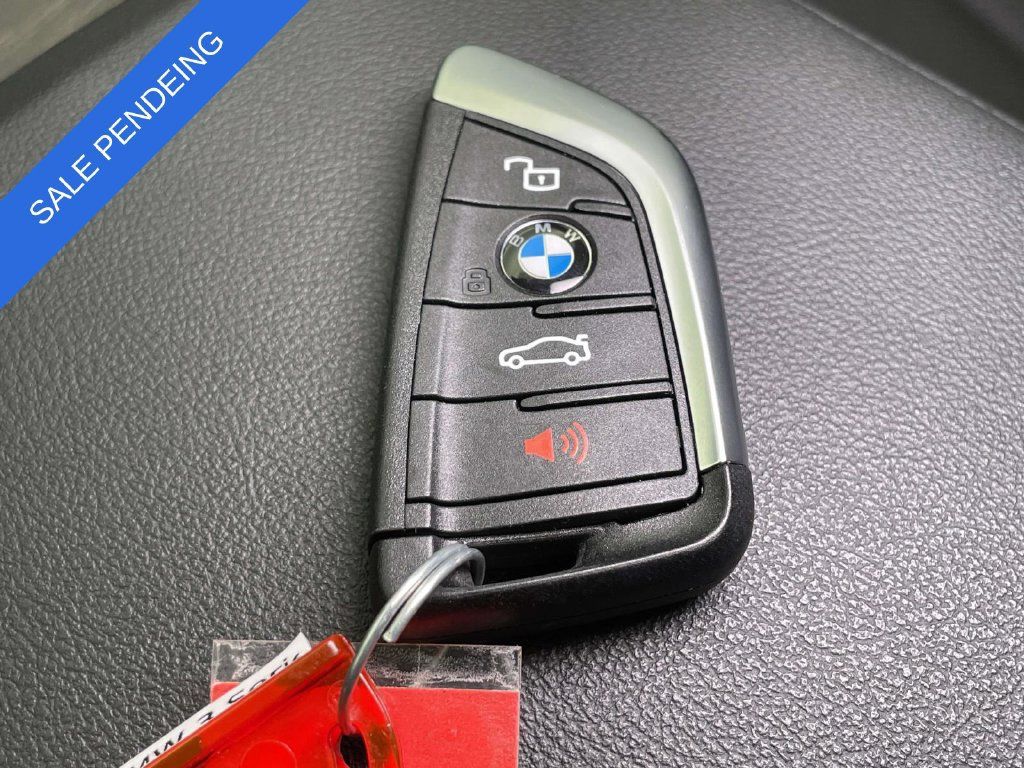 Used 2024 BMW 330i xDrive Sedan w/ Premium Package AWD/4WD image 38