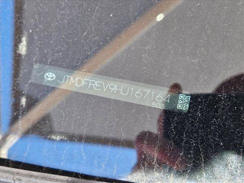 Used 2017 Toyota RAV4 Limited image 15