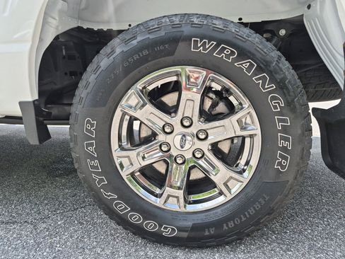 Used 2021 Ford F150 Lariat AWD/4WD image 43