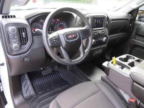 Used 2026 GMC Sierra 1500 Pro w/ Pro Value Package image 15