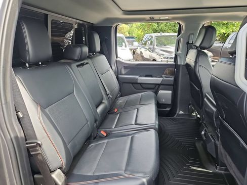 Used 2024 Ford F350 Lariat w/ Camper Package AWD/4WD image 15