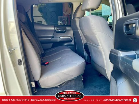Used 2021 Toyota Tacoma SR5 image 12