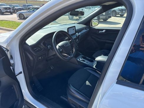 Used 2023 Ford Escape ST-Line image 21