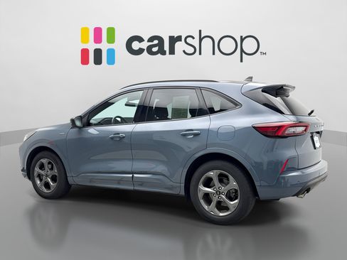 Used 2024 Ford Escape ST-Line w/ Tech Pack #1 FWD image 3