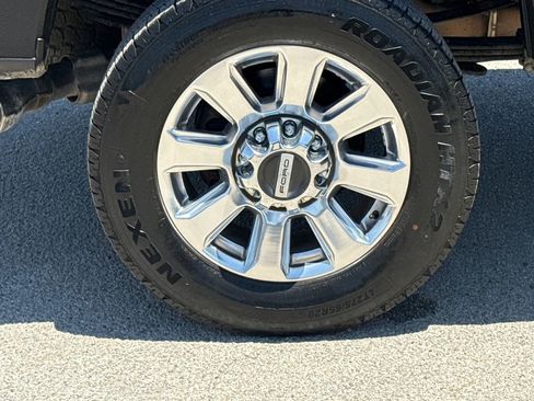 Used 2018 Ford F350 Platinum w/ Platinum Ultimate Package AWD/4WD image 10